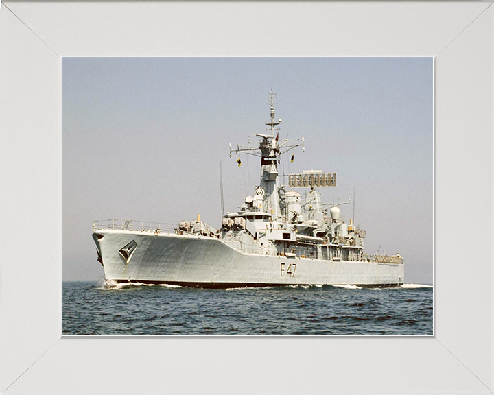 HMS Danae (F47) Royal Navy Leander Class Frigate Low Port Bow View Photo Print Wall Art Decor Posters, Prints, & Visual Artwork Hampshire Prints 10 x 8 White Frame No