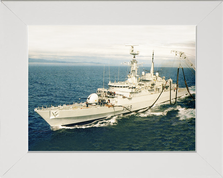 HMS Amazon (F169) Royal Navy Type 21 Frigate During a RAS Photo Print Wall Art Decor Posters, Prints, & Visual Artwork Hampshire Prints 10 x 8 White Frame No