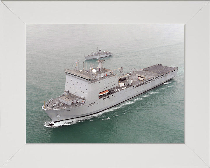 RFA Lyme Bay L3007 | Photo Print | Framed Print | Bay Class | Auxiliary Dock | Royal Fleet Auxiliary Hampshire Prints