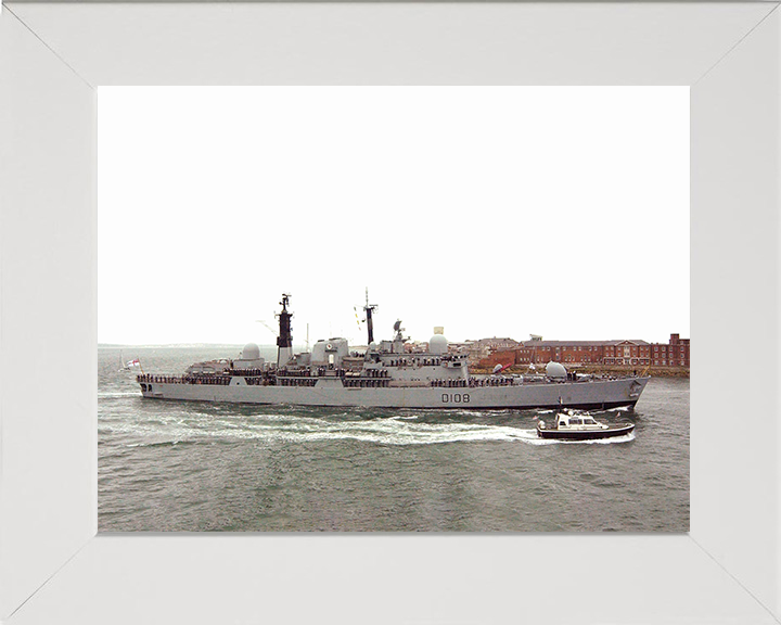HMS Cardiff (D108) Royal Navy Type 42 Destroyer Entering Portsmouth 2005 Photo Print Wall Art Decor Posters, Prints, & Visual Artwork Hampshire Prints 10 x 8 White Frame No
