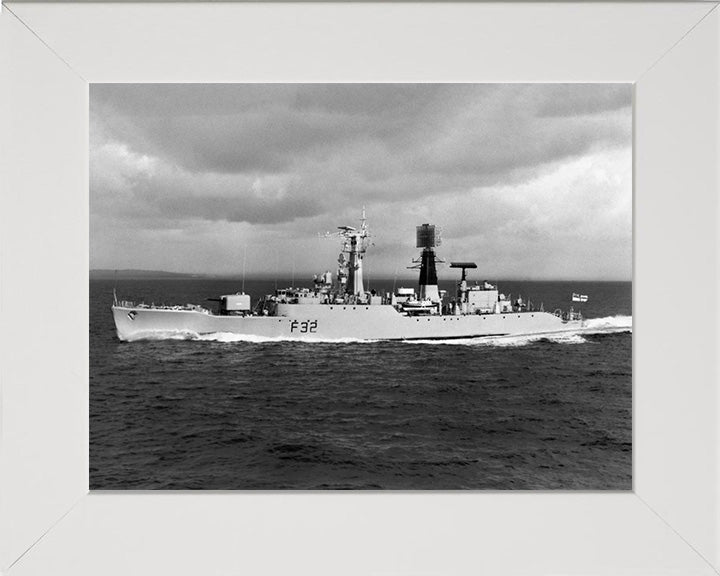 HMS Salisbury F32 Royal Navy Salisbury class Frigate Photo Print or Framed Print - Hampshire Prints