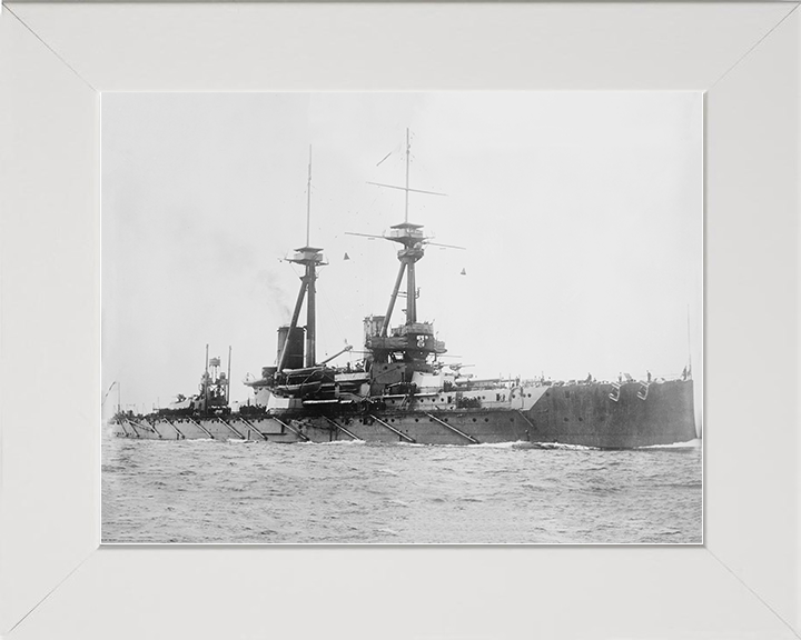 HMS Bellerophon (1907) Royal Navy Bellerophon Class Dreadnought Starboard View Photo Print Wall Art Decor Posters, Prints, & Visual Artwork Hampshire Prints 10 x 8 White Frame No