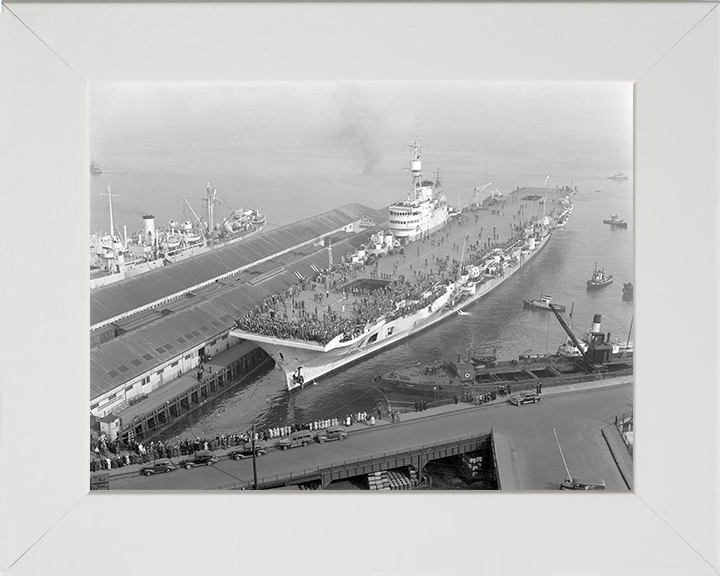 HMS Implacable (R86) Photo Print - Vancouver 1947 - Royal Navy Implacable Class Aircraft Carrier Hampshire Prints 10 x 8 White Frame No