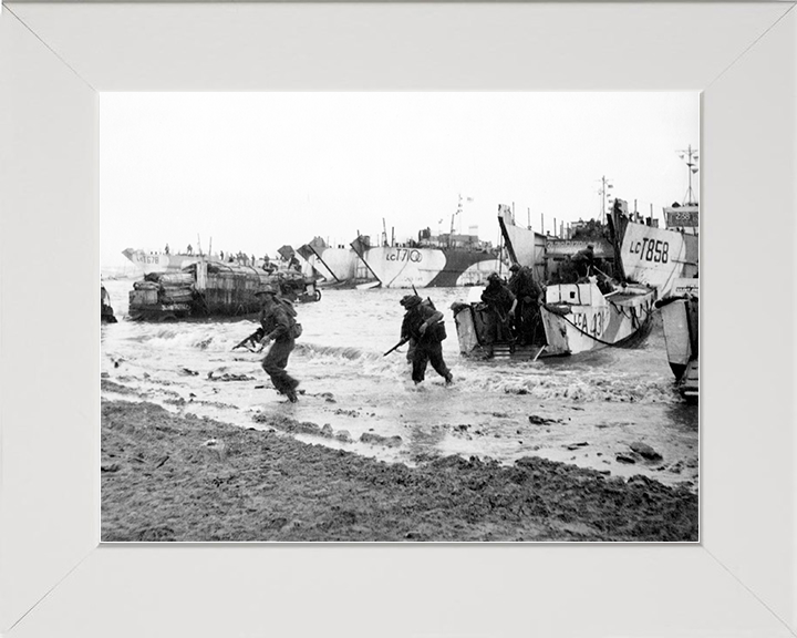 Royal Marines Commandos at Normandy on D-Day 1944 Photo Print Wall Art Military Decor Posters, Prints, & Visual Artwork Hampshire Prints 10 x 8 White Frame No