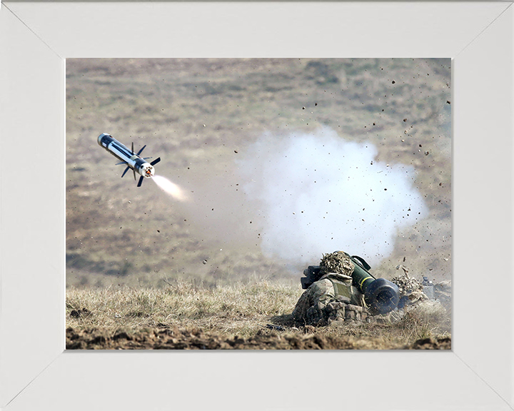 Soldier Firing a Javelin Photo Print - British Army Hampshire Prints 10 x 8 White Frame No