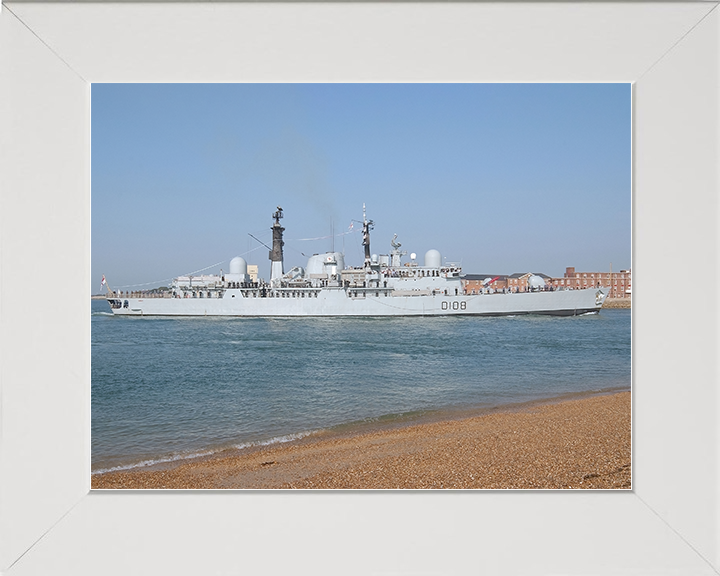 HMS Cardiff (D108) Royal Navy Type 42 Destroyer Paying Off Photo Print Wall Art Decor Posters, Prints, & Visual Artwork Hampshire Prints 10 x 8 White Frame No