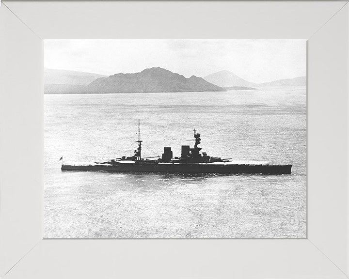 HMS Repulse (1916) Photo Print - At Sea - Royal Navy Renown Class Battlecruiser Hampshire Prints 10 x 8 White Frame No