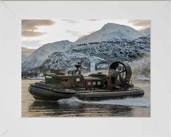 Royal Marines Commandos Drive a LCAC Hovercraft Photo Print Hampshire Prints 10 x 8 White Frame No