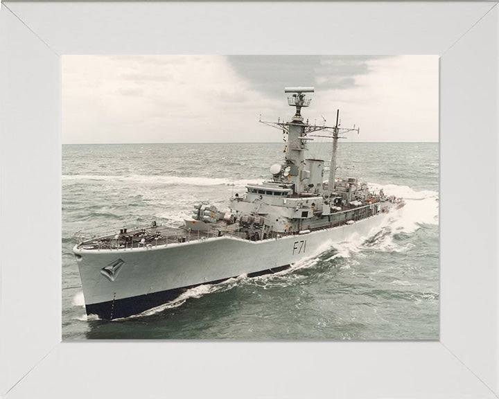 HMS Scylla F71 | Photo Print | Framed Print | Leander Class | Frigate | Royal Navy Hampshire Prints