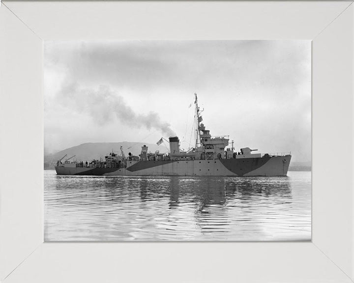 HMS Rinaldo J225 | Photo Print | Framed Print | Algerine Class | Minesweeper | Royal Navy Hampshire Prints