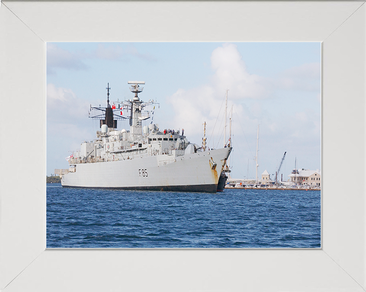 HMS Cumberland (F85) Royal Navy Type 22 Frigate Entering Bermuda 2005 Photo Print Wall Art Decor Posters, Prints, & Visual Artwork Hampshire Prints 10 x 8 White Frame No
