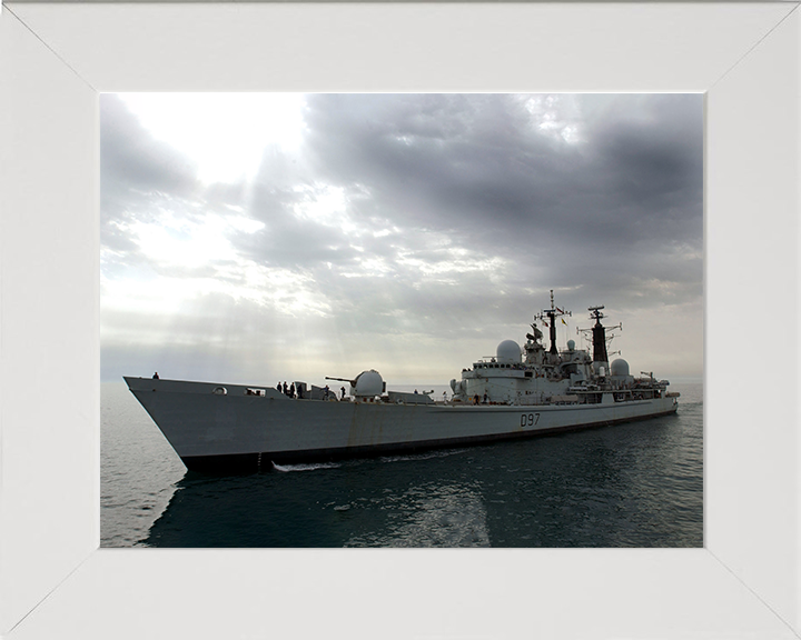 HMS Edinburgh (D97) Photo Print - Operation Telic 2003 - Royal Navy Type 42 Destroyer Hampshire Prints 10 x 8 White Frame No