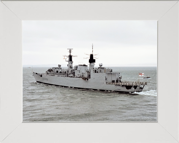 HMS Brave (F94) Royal Navy Type 22 Frigate In The English Channel Photo Print Wall Art Decor Posters, Prints, & Visual Artwork Hampshire Prints 10 x 8 White Frame No