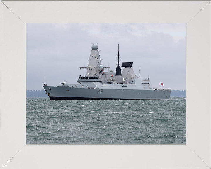 HMS Defender (D36) Royal Navy Type 45 Destroyer Off Portsmouth 2016 Photo Print Wall Art Decor Posters, Prints, & Visual Artwork Hampshire Prints 10 x 8 White Frame No