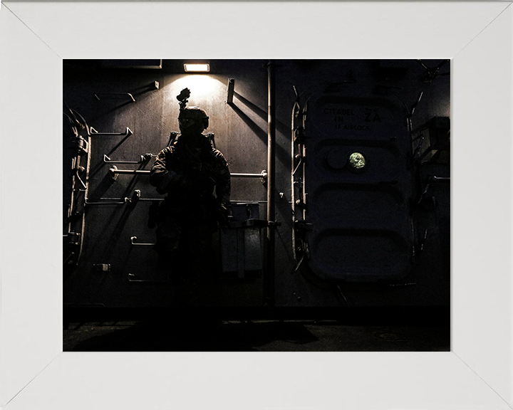 Royal Marines Commando Boarding Team Portrait Photo Print - 42 Commando Hampshire Prints 10 x 8 White Frame No