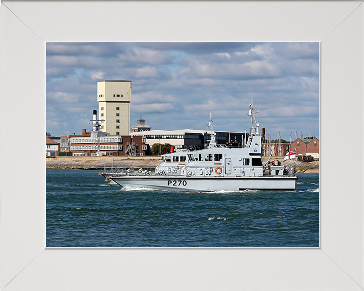 HMS Biter (P270) Royal Navy Archer Class P2000 Patrol Vessel Leaving Portsmouth 2017 Photo Print Wall Art Decor Posters, Prints, & Visual Artwork Hampshire Prints 10 x 8 White Frame No