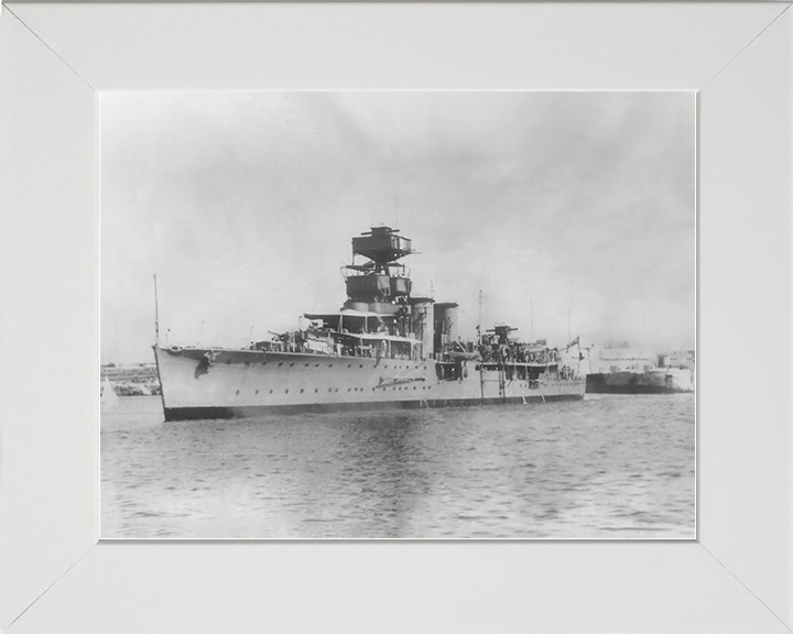 HMS Curlew (D42) Royal Navy C Class Cruiser Port Bow View Photo Print Wall Art Decor Posters, Prints, & Visual Artwork Hampshire Prints 10 x 8 White Frame No