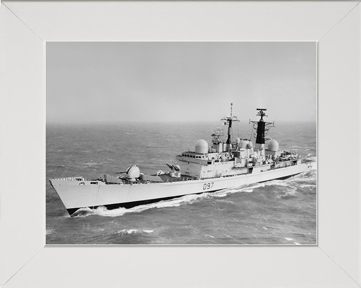 HMS Edinburgh (D97) Royal Navy Type 42 Destroyer Black and White Photo Print Wall Art Decor Posters, Prints, & Visual Artwork Hampshire Prints 10 x 8 White Frame No