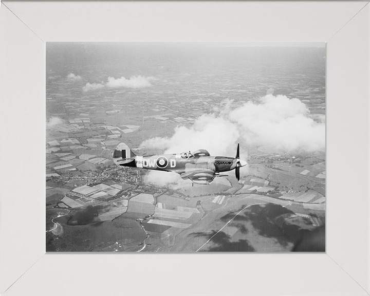 RAF Supermarine Spitfire Mk XIV 1944 Photo Print - Royal Air Force Aircraft Hampshire Prints 10 x 8 White Frame No