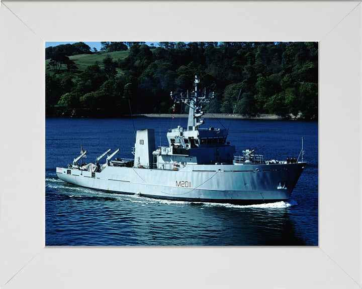 HMS Orwell M2011 | Photo Print | Framed Print | River Class | Minesweeper | Royal Navy Hampshire Prints