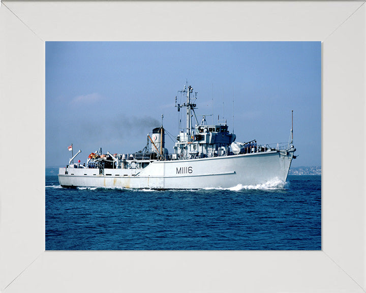 HMS Wilton M1116 | Photo Print | Framed Print | Ton Class | Minesweeper | Royal Navy Hampshire Prints