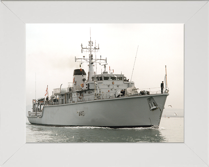 HMS Berkeley (M40) Photo Print - Entering Harbour - Royal Navy Hunt Class Mine Warfare Vessel