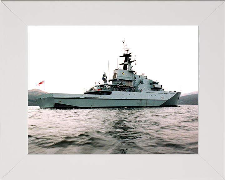 HMS Tyne (P281) Photo Print - On the Clyde 2003 - Royal Navy River Class Patrol Vessel Posters, Prints, & Visual Artwork Hampshire Prints 10 x 8 White Frame No