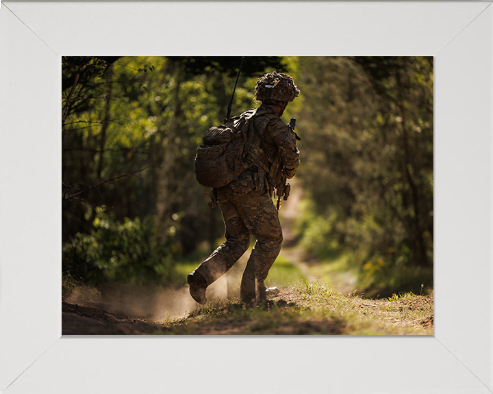 Royal Welsh Regiment soldier patrolling Photo Print - British Army Hampshire Prints 10 x 8 White Frame No