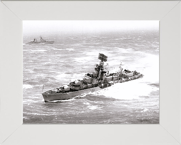 HMS Agincourt (D86) Photo Print - Port Side View 1962 - Royal Navy Battle Class Destroyer Posters, Prints, & Visual Artwork Hampshire Prints 10 x 8 White Frame No
