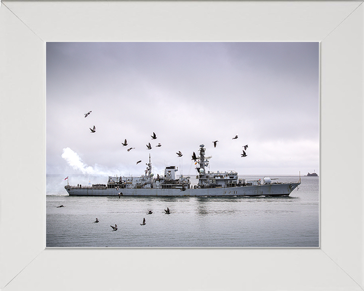 HMS Argyll (F231) Royal Navy Type 23 Frigate Starboard Beam View Photo Print Wall Art Decor Posters, Prints, & Visual Artwork Hampshire Prints 10 x 8 White Frame No