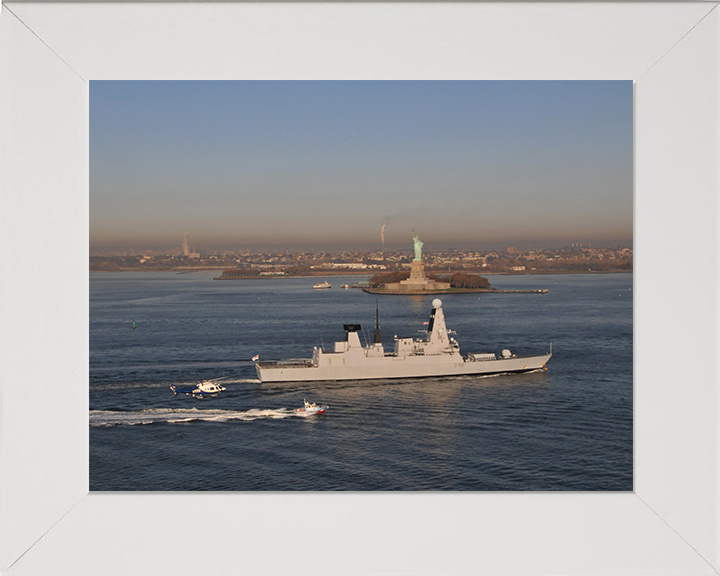 HMS Daring (D32) Royal Navy Type 45 Destroyer Entering New York 2010 Photo Print Wall Art Decor Posters, Prints, & Visual Artwork Hampshire Prints 10 x 8 White Frame No