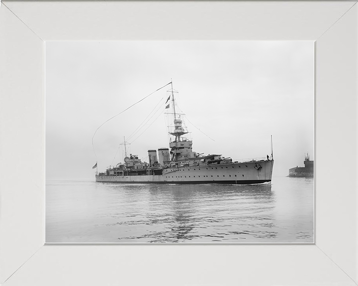 HMS Cardiff (D58) Royal Navy C Class Light Cruiser Starboard View Photo Print Wall Art Decor Posters, Prints, & Visual Artwork Hampshire Prints 10 x 8 White Frame No