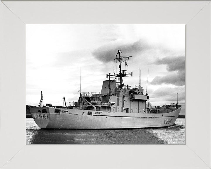 HMS Orkney P299 Royal Navy Island class patrol vessel Photo Print or Framed Print - Hampshire Prints