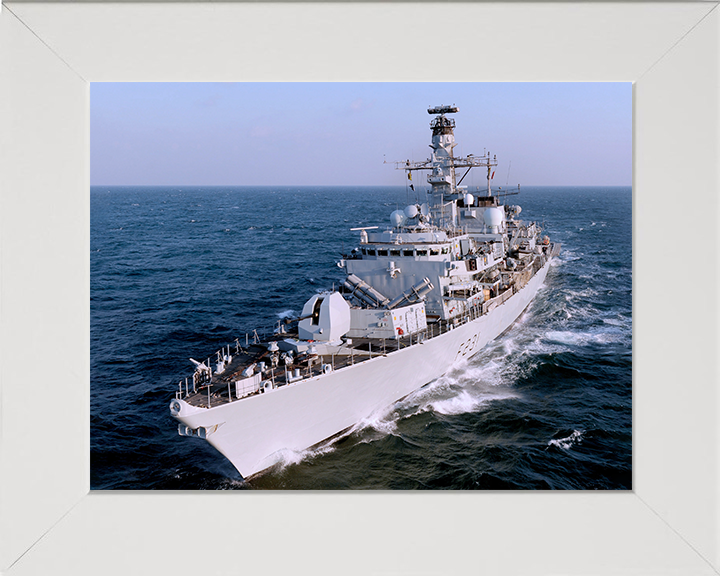 HMS Argyll (F231) Photo Print - Middle East 2009 - Royal Navy Type 23 Frigate Hampshire Prints 10 x 8 White Frame No