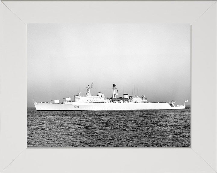 HMS London D16 | Photo Print | Framed Print | County Class | Destroyer | Royal Navy Hampshire Prints