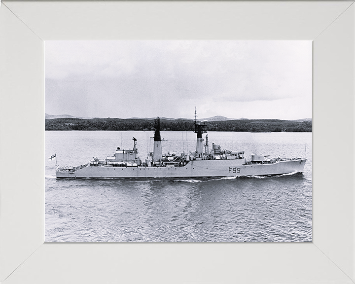 HMS Lincoln (F99) - Singapore 1969 - Royal Navy Salisbury Class Frigate Photo Print Wall Art Naval Decor UK Posters, Prints, & Visual Artwork Hampshire Prints 10 x 8 White Frame No
