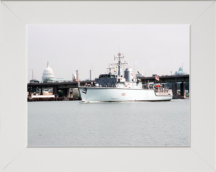 HMS Brecon (M29) Royal Navy Hunt Class Mine Warfare Vessel Washington DC Photo Print Wall Art Decor Posters, Prints, & Visual Artwork Hampshire Prints 10 x 8 White Frame No