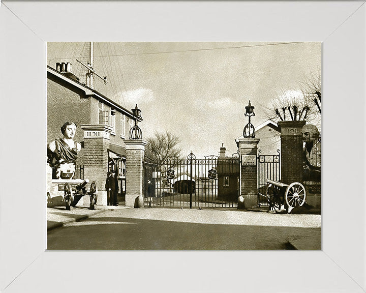 HMS Ganges Main Gate | Photo Print | Framed Print | Poster | Training Establishment | Royal Navy Hampshire Prints