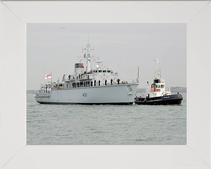 HMS Brocklesby (M33) Photo Print - Returns to Portsmouth 2014 - Royal Navy Hunt Class Mine Warfare Vessel Posters, Prints, & Visual Artwork Hampshire Prints 10 x 8 White Frame No