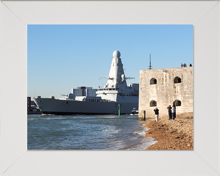 HMS Daring (D32) Royal Navy Type 45 Destroyer Leaving Portsmouth 2012 Photo Print Wall Art Decor Posters, Prints, & Visual Artwork Hampshire Prints 10 x 8 White Frame No