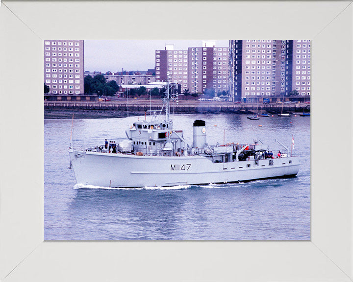 HMS Hubberston M1147 | Photo Print | Framed Print | Ton Class | Minesweeper | Royal Navy Posters, Prints, & Visual Artwork Hampshire Prints