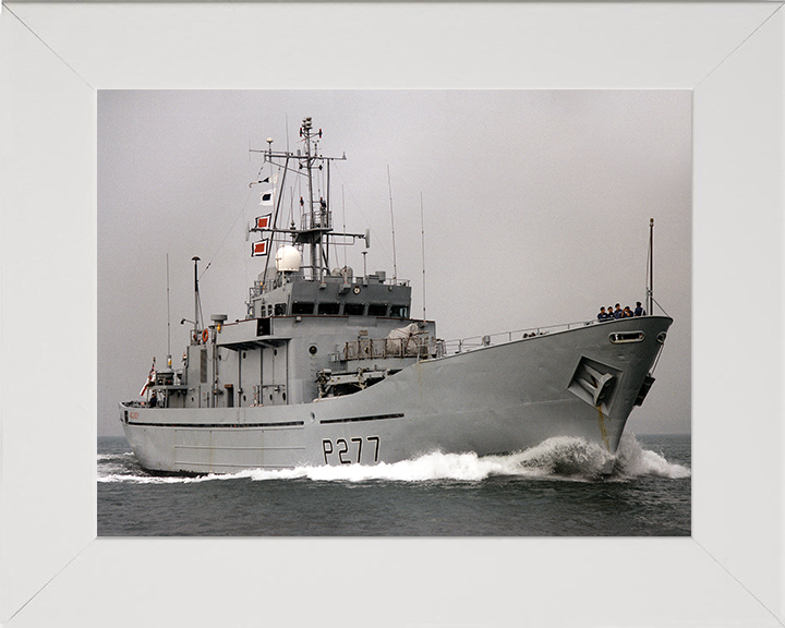 HMS Anglesey (P277) Photo Print - Underway - Royal Navy Island Class Patrol Vessel