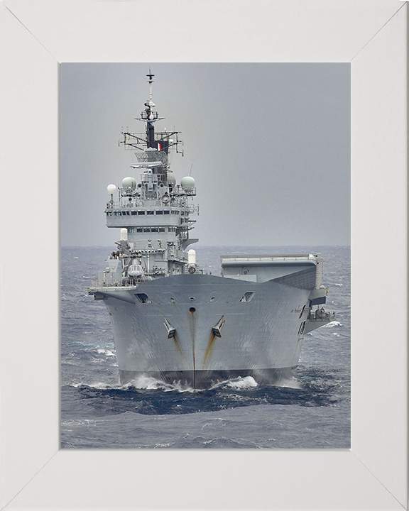 HMS Ark Royal (R07) Photo Print - USA 2008 - Royal Navy Invincible Class Aircraft Carrier Hampshire Prints 10 x 8 White Frame No