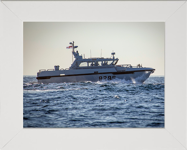 HMS Dagger (P296) Photo Print - Starboard View - Royal Navy Cutlass Class Patrol Vessel Hampshire Prints 10 x 8 White Frame No