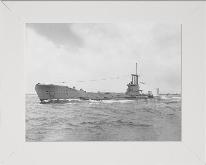HMS Aeneas (P427) (S72) Photo Print - Low Port Side View - Royal Navy Amphion Class Submarine Hampshire Prints 10 x 8 White Frame No