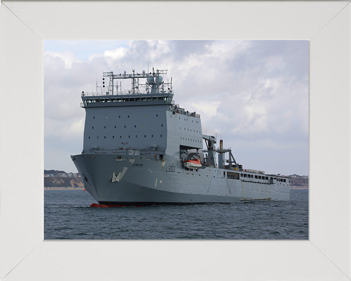 RFA Lyme Bay L3007 | Photo Print | Framed Print | Bay Class | Auxiliary Dock | Royal Fleet Auxiliary Hampshire Prints