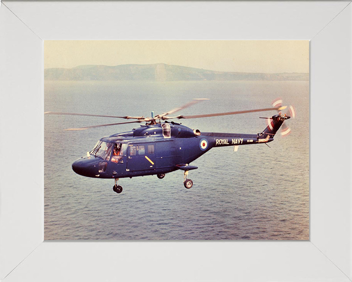 Westland Lynx Helicopter in Flight 1984 Photo Print - Royal Navy Aircraft Hampshire Prints 10 x 8 White Frame No