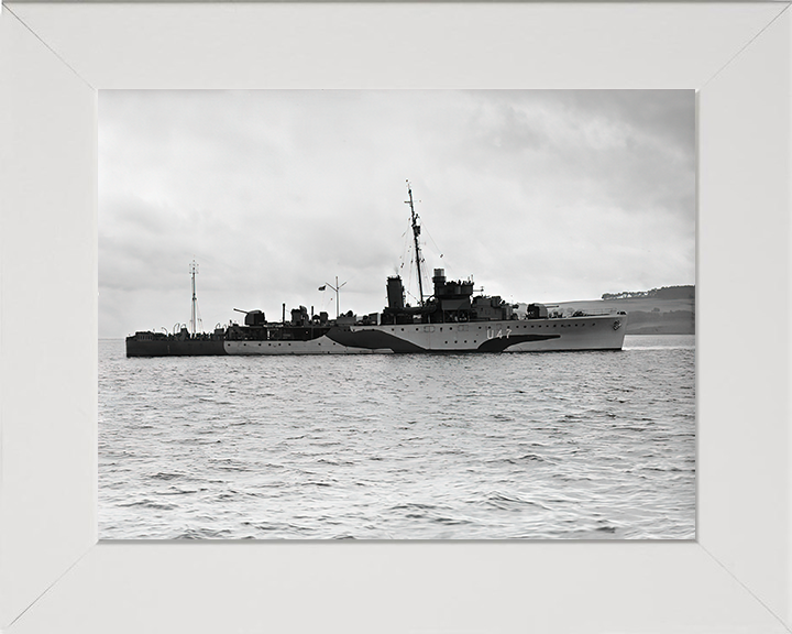 HMS Fleetwood U47 Royal Navy Grimsby class sloop Photo Print or Framed Print - Hampshire Prints