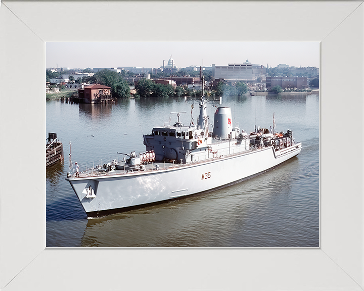 HMS Dulverton (M35) Royal Navy Hunt Class Mine Warfare Vessel Washington Photo Print Wall Art Naval Decor Posters, Prints, & Visual Artwork Hampshire Prints 10 x 8 White Frame No