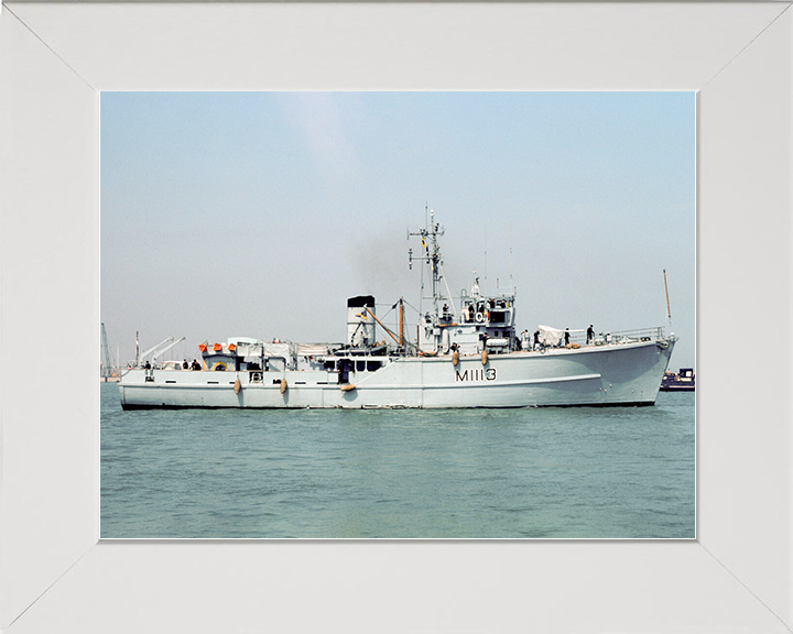 HMS Brereton (M1113) Royal Navy Ton Class Minesweeper Coming Alongside Photo Print Wall Art Decor Posters, Prints, & Visual Artwork Hampshire Prints 10 x 8 White Frame No